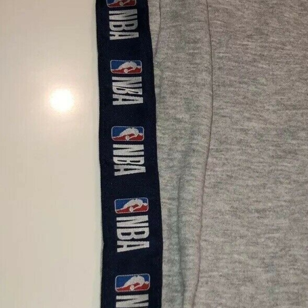 NBA Men's XL Grey Sweat Basketball Shorts MSRP $40 - Picture 4 of 7